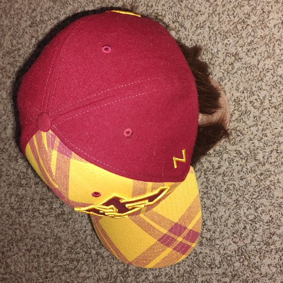 Vintage Zephyr University of Minnesota Maroon Yellow Fitted Baseball Cap Hat - Picture 5 of 14